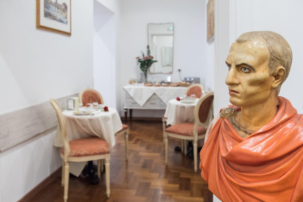 Domus Giulia Bed and breakfast 2*